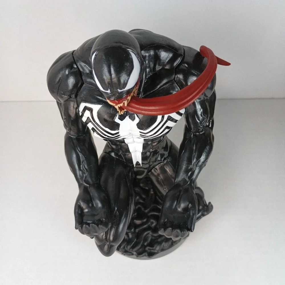 Gaming Marvel Venom Cable Guys Phone Stand and PS5 Controller Holder Figure